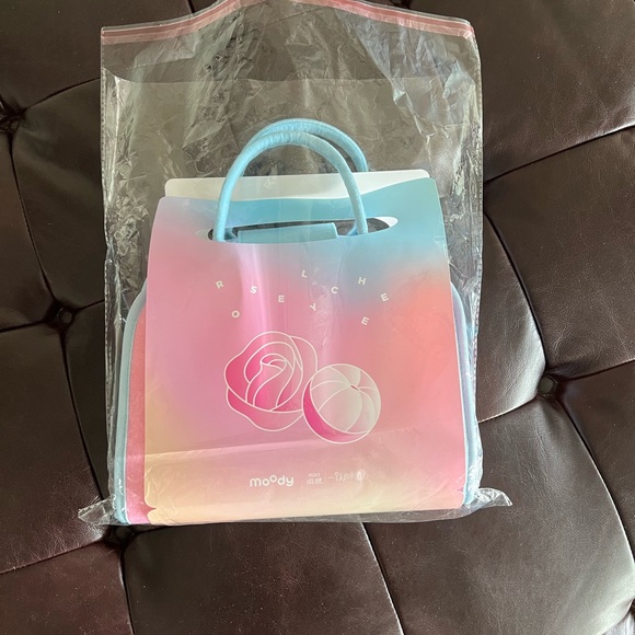 2/$25💙NWOT Pink Felt Organizer Folding Tote Bag - Picture 5 of 5